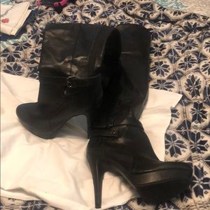 Guess black knee boots